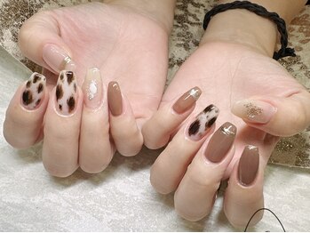 リーネイル 八丁堀店(Ly nail)の写真/ニュアンス～シンプルまで☆トレンドを押さえた定額アートを何度でもオフ&ケア込価格でお得に最旬ネイル♪