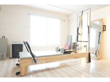 リリー(LILY)/ピラティス/マシンピラティス