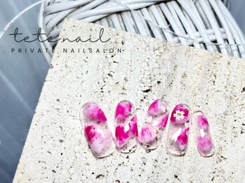 花びらマーブルのサクラネイル