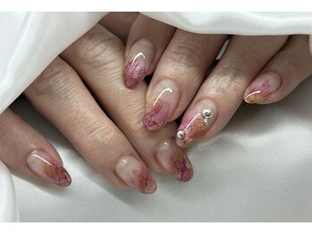 ラリーフ(LARiUGH)/