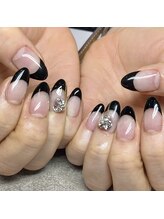 Mネイルアンドカフェ シェレステ/黒フレンチネイル