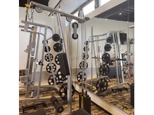 充実した機械完備で様々なトレーニングが受けられます！