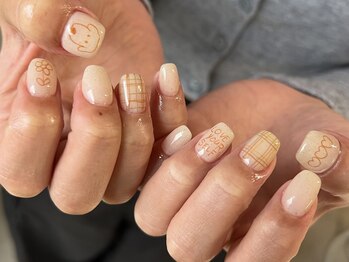 ラフィーユ(La feuille)/色鉛筆ネイル