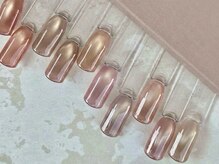 結(Yui)の雰囲気（ピンクやベージュなどナチュラルカラーを豊富に揃えてます♪）