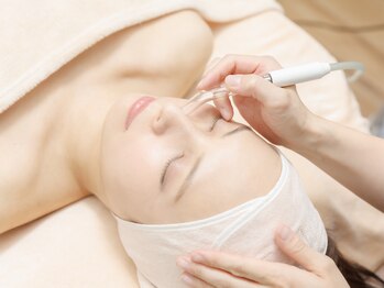 クリスタルボウ(Crystal BEAU)/毛穴吸引