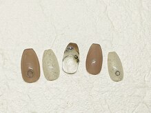 サローネ レジーナ(salone Regina)/冬ネイル/ベージュ/フレンチ