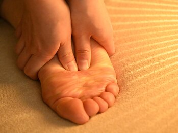 タイマッサージ 横浜/足裏までしっかりと◎