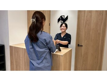 ノムラボ鍼灸整体院 大阪天六院(Nom-Lab.鍼灸整体院)/【受付】首肩/猫背/反り腰/骨盤