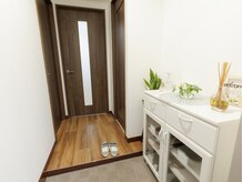 クリスタルボウ(Crystal BEAU)/玄関入口