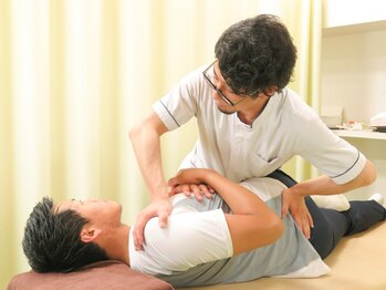 ぷらす鍼灸整骨院 枚方市駅前院/施術風景2