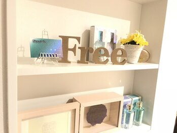 サロン フリー(Free!)の写真/【まつげエクステ/まつげカール】さくっとやって、さくっと帰れる時短施術◎お客様の理想の目元にお仕上げ