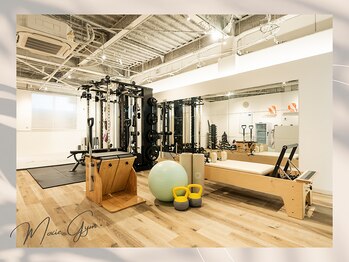 MOXIE GYM 名古屋 千種/広々としたトレーニングスペース