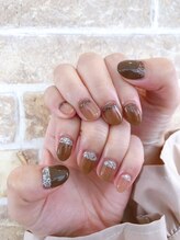 アイコニック ネイルアンドアイ 長久手店(ICONIQ nail&eye)/