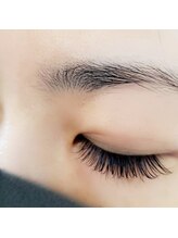 リリー 渋谷店(Lily)/遠くから見ても美しい目元に