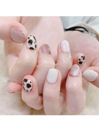 牛柄ネイル【池袋】