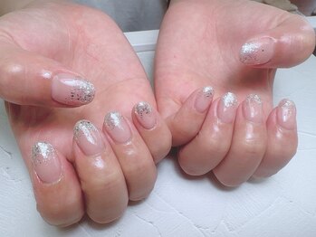 ポピー(Poppy)/ラメグラデーション