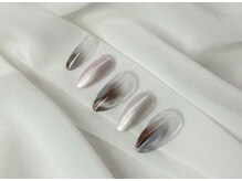 ネイルサロン アンフィニの雰囲気（お爪に合わせてジェルの提案をします。）