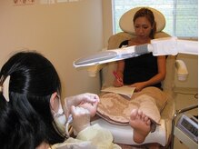 マゼンタ/リラックスして受けて頂けます