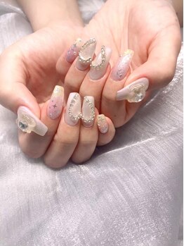 アントレイネイルの写真/深爪・チビ爪などでもネイルを楽しめる《チップ長さ出し》なら当サロンにお任せ★丁寧なケアでモチも抜群！