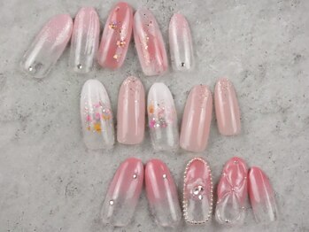 アーモネイル 札幌(Amo Nail)の写真/自爪の形でお悩みの方に！長さ出しでより美しい指先に♪フォルム等もベテランネイリストがカウンセリング♪