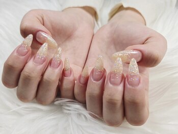 てぃーだの写真/自爪が短くても大丈夫◎チップ装着で理想の長さに！お爪の形が気になる方も美しく大変身♪！