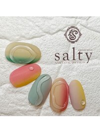 ぷっくりネイル