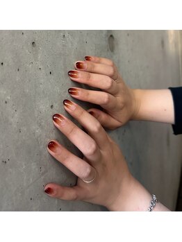 ピコタン(picotin)/brown nail