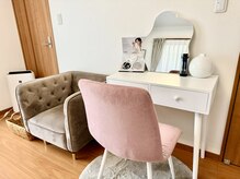 こちらでメイク直しをして頂きます♪