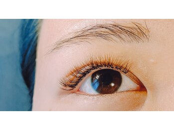 ニュイ(nui.)/フラット+カラー(ブラウン)