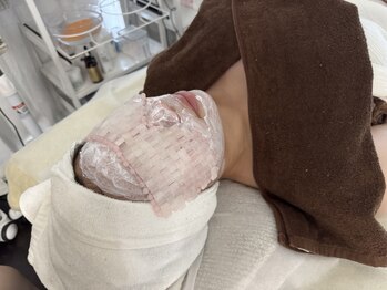 ラルゴ(Largo)の写真/【10種類のジェリーパック付き♪】毛穴の悩み×ツヤ、あらゆる肌悩みに対応◎最適なケアを提供いたします！