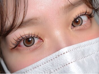 [マツエク/LED/まつ毛パーマ/アイブロウ/眉毛]　EURO eyelash salon 大倉山店の写真/マツエクorまつ毛パーマで理想のボリュームのあるお目元に♪[まつ毛パーマ/マツエク/LED/アンドヘルシー]