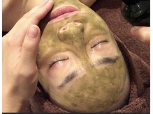 シャリテ(Charite)/ハーブピーリングで美肌作り