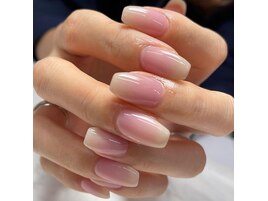 花びらネイル