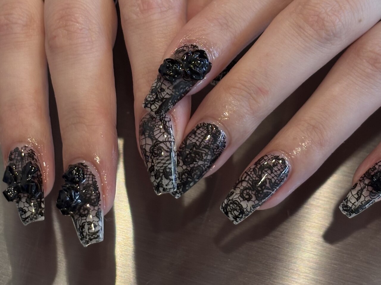 限定ネイルチップ 冬ネイル 黒ネイル レースネイル 黒薔薇