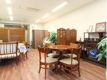 銀の星セラピータイム/広々店内です♪