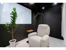 コウ 博多(KOU.)の雰囲気（半個室でゆっくり、広々。［LED/まつげパーマ/アンドヘルシー］）