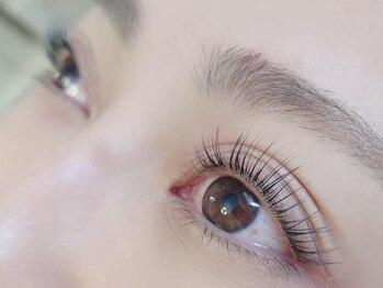 サイ(Sai)の写真/話題のカラーエクステで差をつける！自分だけのニュアンスカラーで目元を華やかに♪