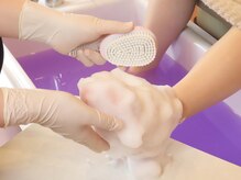 ドクターネイル爪革命 札幌本店/施術手順 ４　スクラブ/足シャン