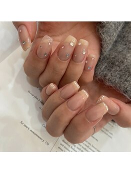 ペルシャ(Persian)/ちぐはぐネイル (担当:加藤)