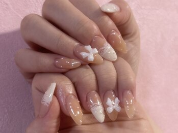 エマネイル プラス キハクヤ 梅田店(EmaNail+KIHAKUYA)の写真/オススメは[90分やり放題（持ち込みOK）￥9,900]です！イベントごとやブライダルネイルもお任せください☆