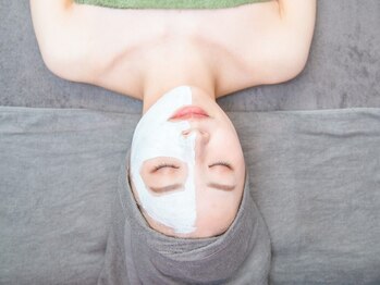 アンリミットワオ(Unelimit WAO!)の写真/【お肌の土台作りに☆クリスティーナ乳酸菌ピーリング】お肌が弱い方、薄い方でも施術可能♪[新宿/毛穴]