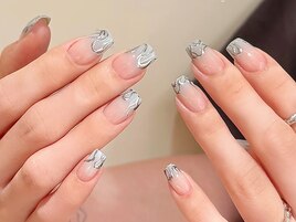 やさしい雰囲気ネイル