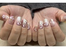 サロン ド ライツ(salon de REIZ)の雰囲気（サンプルネイル♪カラー変更も料金そのままでお受けできますよ。）