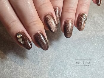シーナ(Siina)/