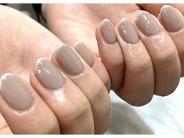 細フレンチネイル
