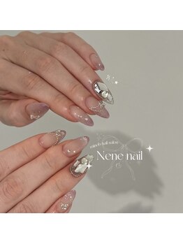 ネネネイル(Nene nail)/見惚れる輝きネイル