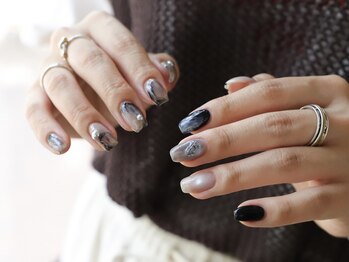 ディー ネイル アイラッシュ ヤバ(DEE nail×eyelash yaba)の写真/人気のアートフリー!【アートフリー90分¥7700/120分¥8800】 あなただけのこだわりネイルに。
