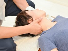 辛い首・肩・腰・頭などの不調は、歪みを整えてスッキリ解消！