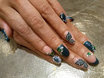 オーロラ(AurorA)/蝶々のペイントデザイン