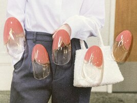 【逆フレンチハートネイル】